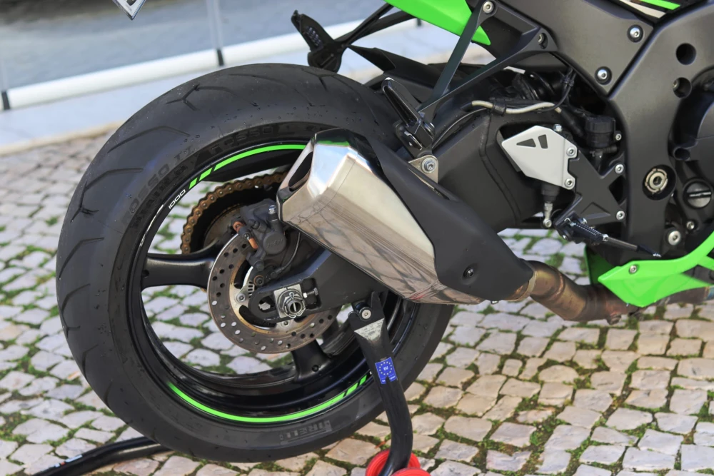Kawasaki ZXR Zx10r  Abs 9