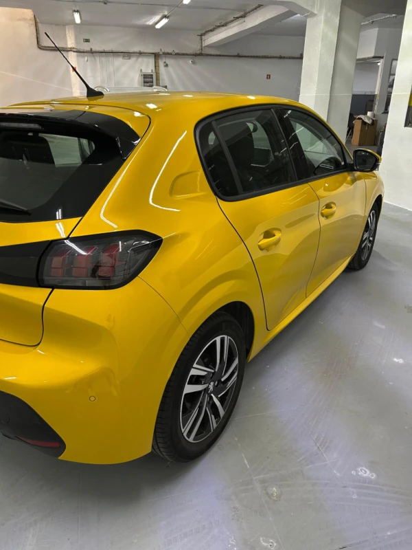 Peugeot 208 Puretech 2