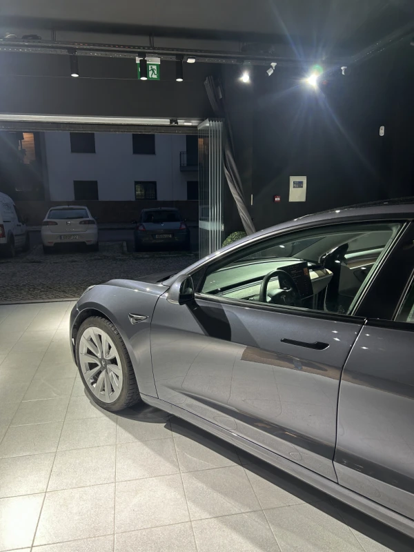 Tesla Model 3 Long Range 5