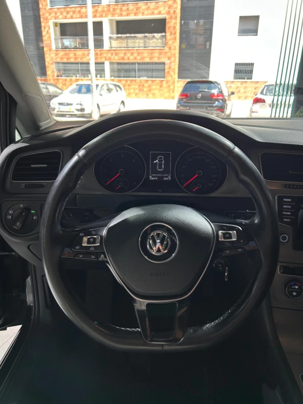 Volkswagen Golf confortline 11