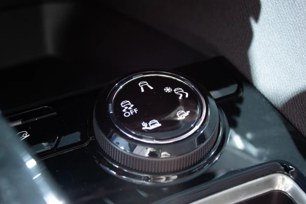 Peugeot 5008 Crossway 10