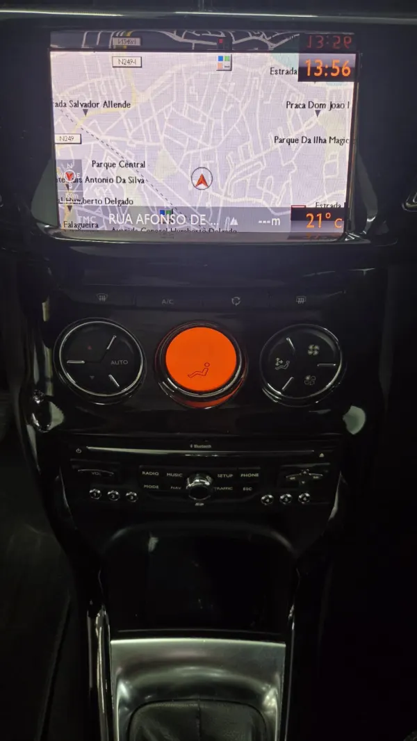 Citroën DS3 1.6 e-HDi So Chic 8