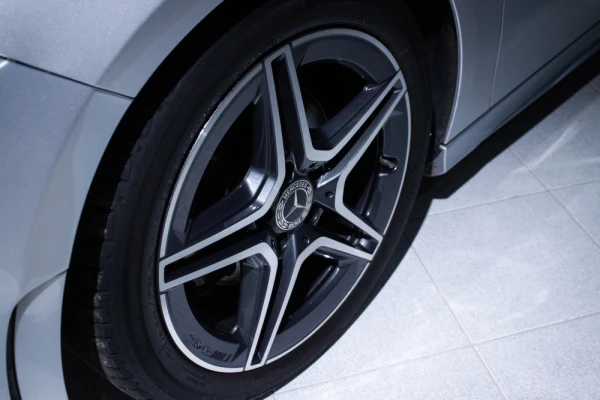 Mercedes-Benz A 180 Limousine Amg 20