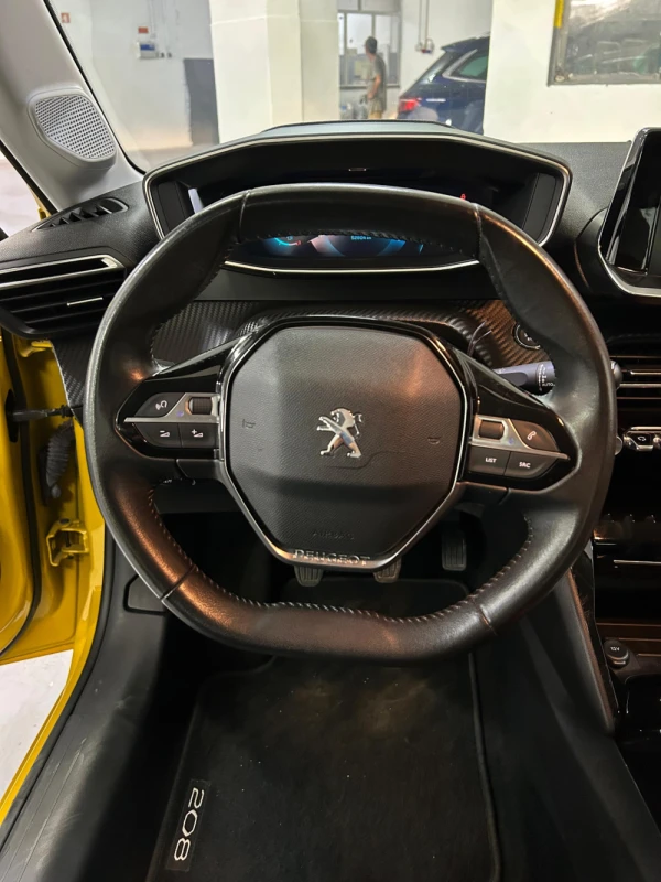 Peugeot 208 Puretech 14