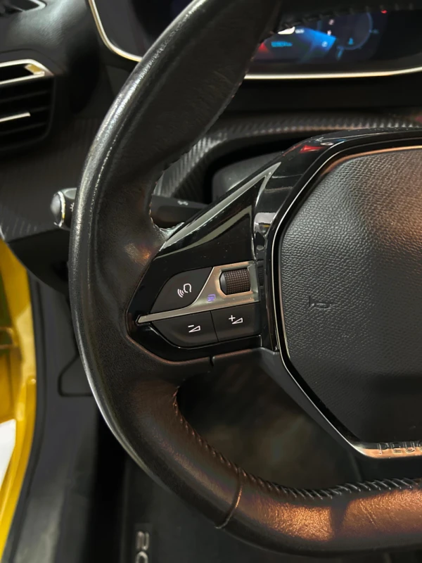 Peugeot 208 Puretech 12