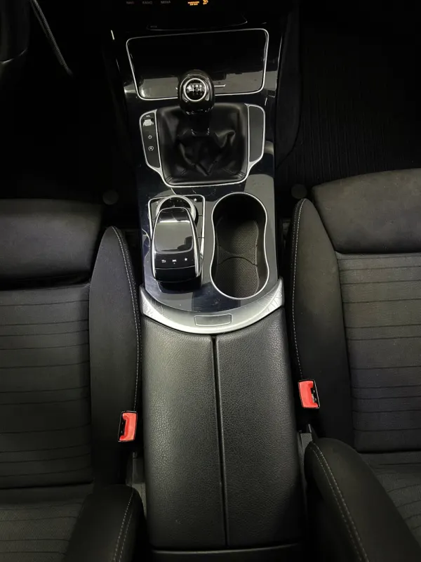 Mercedes-Benz C 220 BlueTEC Avantgarde 8