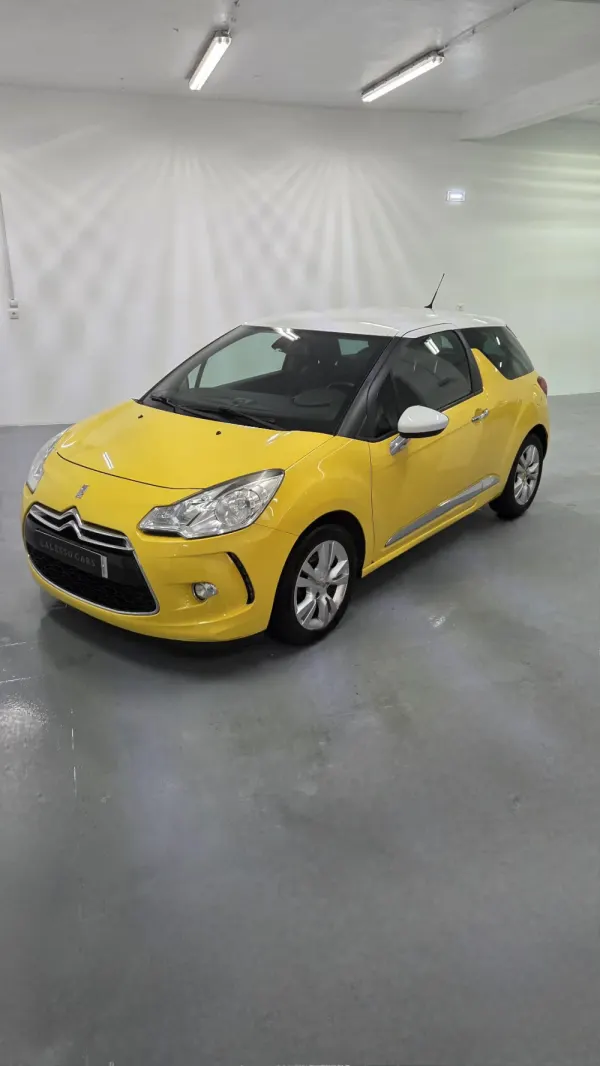 Citroën DS3 1.6 e-HDi So Chic 5