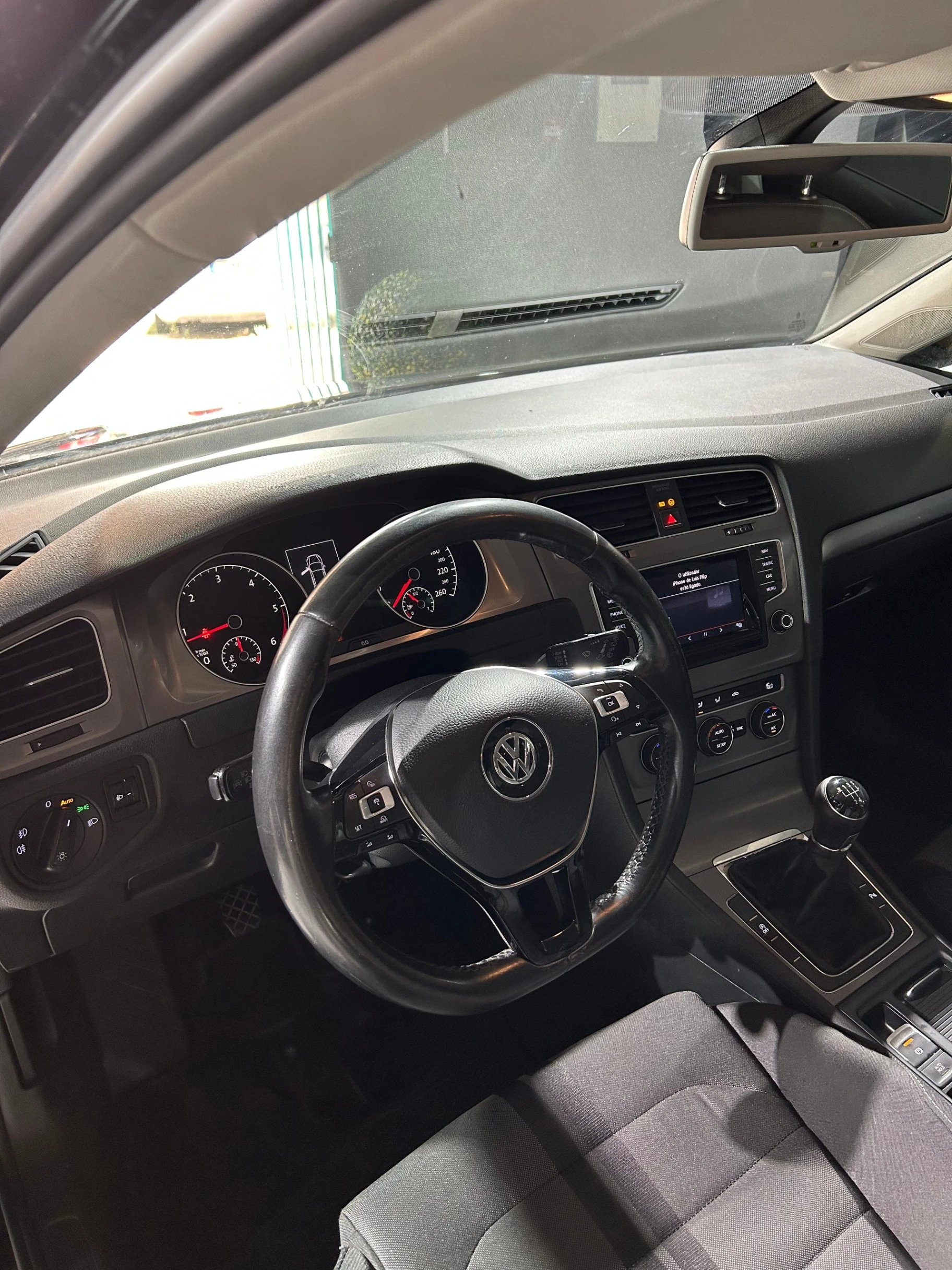 Volkswagen Golf confortline 9