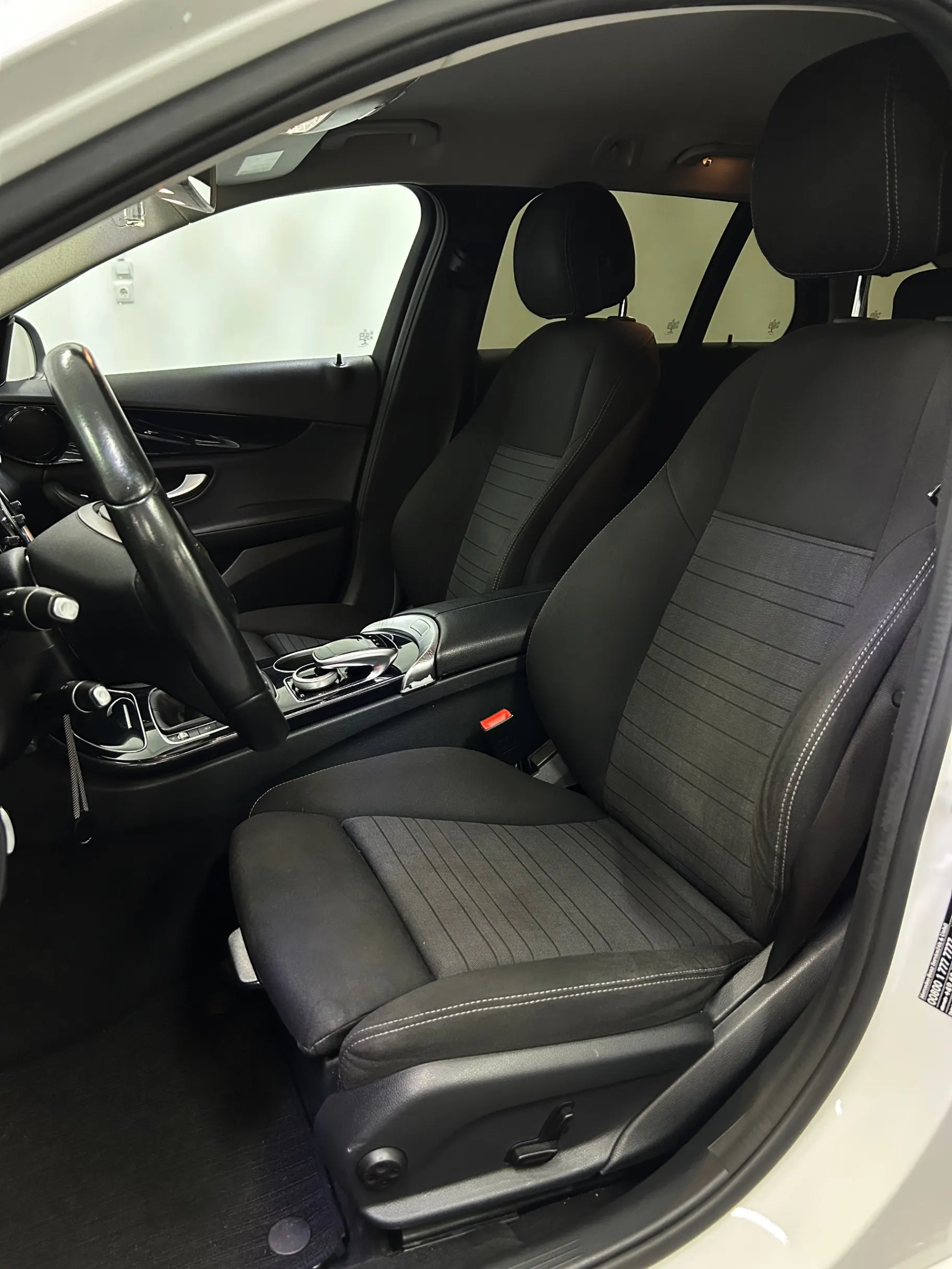 Mercedes-Benz C 220 BlueTEC Avantgarde 16