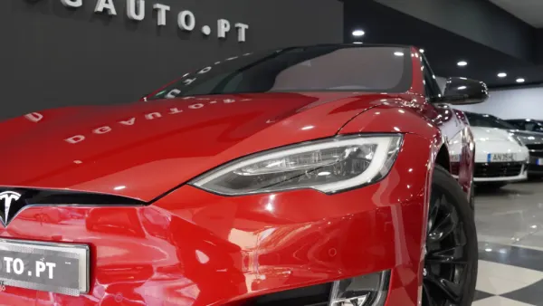 Tesla Model S 75D 3