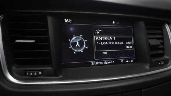 Peugeot 508 2.0 HDi Hybrid4 2-Tronic 27