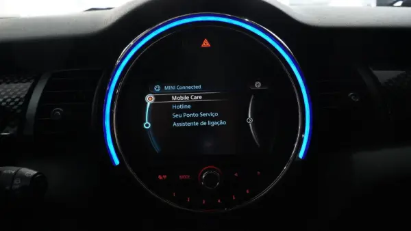 MINI 3 Portas Cooper SD Auto 21