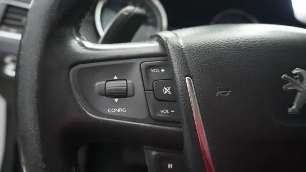 Peugeot 508 2.0 HDi Hybrid4 2-Tronic 20