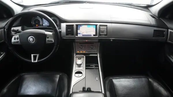 Jaguar XF 3.0 D V6 S Portfolio 25