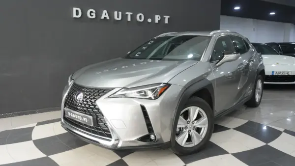 Lexus UX 250h Business 1