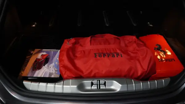 Ferrari FF V.12 6.3 26