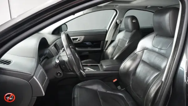 Jaguar XF 3.0 D V6 S Portfolio 22