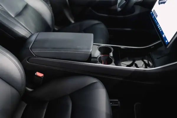 Tesla Model 3 Performance Dual Motor AWD 11