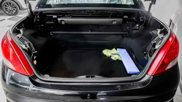 Peugeot 207 CC 1.6 VTi Active 23