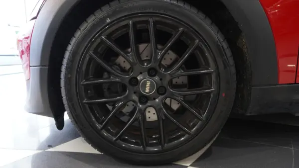 MINI 3 Portas Cooper S 6