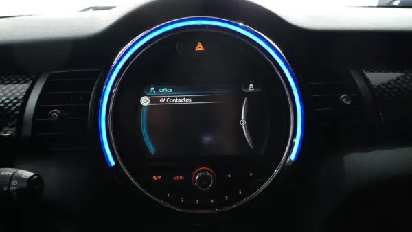 MINI 3 Portas Cooper SD Auto 22