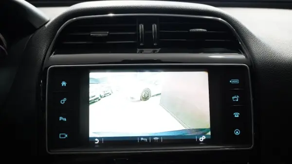 Jaguar XE 2.0 D R-Sport Aut. 16