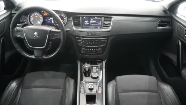 Peugeot 508 2.0 HDi Hybrid4 2-Tronic 17