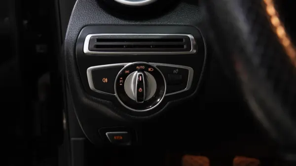 Mercedes-Benz C 200 BlueTEC Avantgarde 29