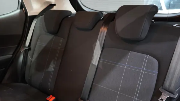 Ford Fiesta 1.1 Ti-VCT Business 25