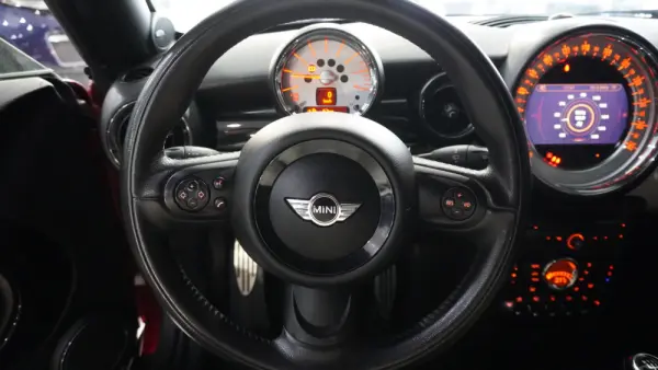 MINI 3 Portas Cooper S 13