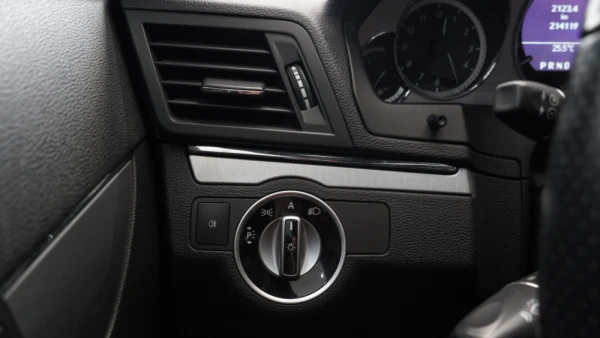 Mercedes-Benz E 250 CDI AMG 30