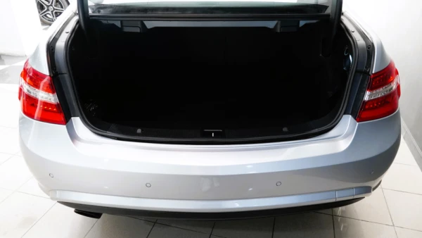 Mercedes-Benz E 250 CDI AMG 21