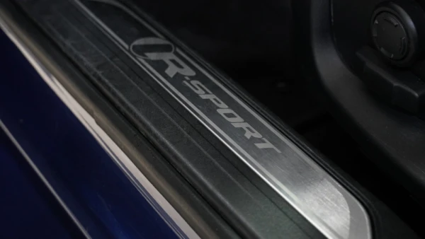 Jaguar XE 2.0 D R-Sport Aut. 10