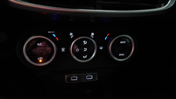 Fiat 500X 1.3 MTJ CITYCROSS 95CV 13