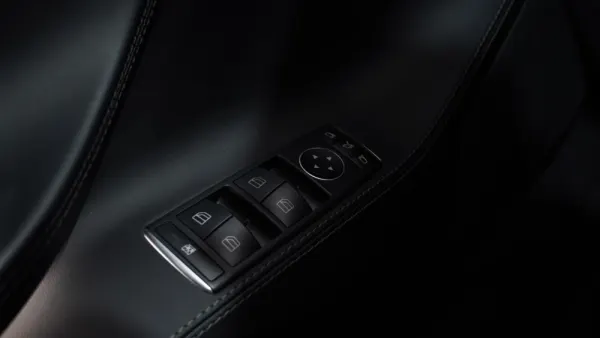 Tesla Model S 75D 44