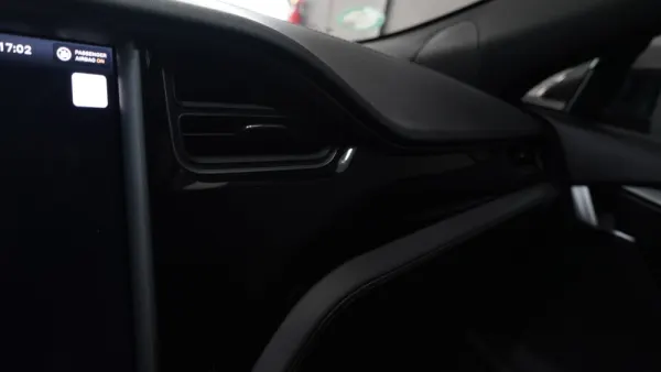 Tesla Model S 75D 37