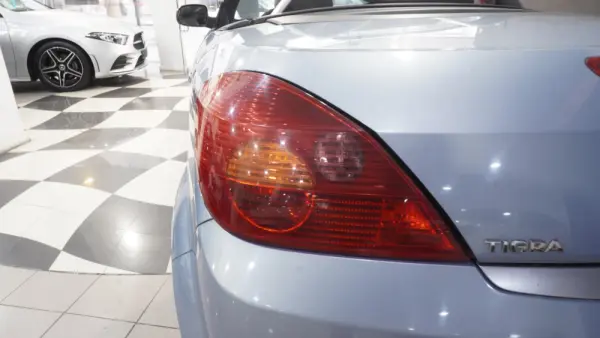 Opel Tigra TwinTop 10