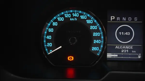 Jaguar XF 3.0 D V6 S Portfolio 31