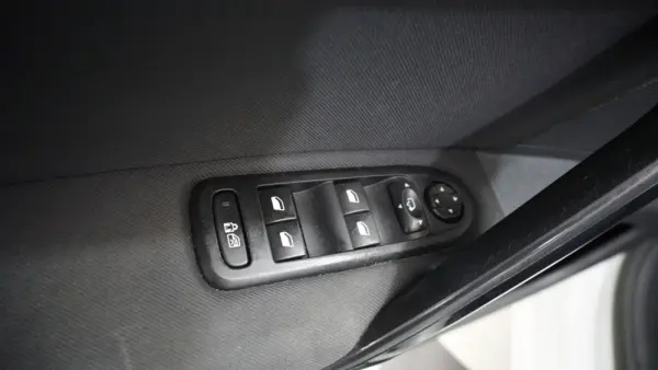 Peugeot 508 2.0 HDi Hybrid4 2-Tronic 14