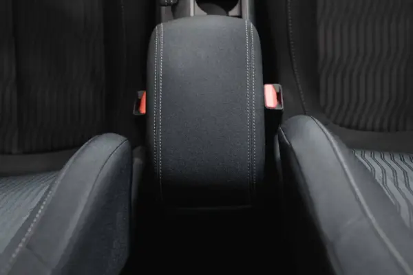 Peugeot 308 SW 1.6 HDi Active 15