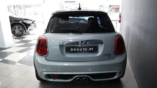 MINI 3 Portas Cooper SD Auto 40