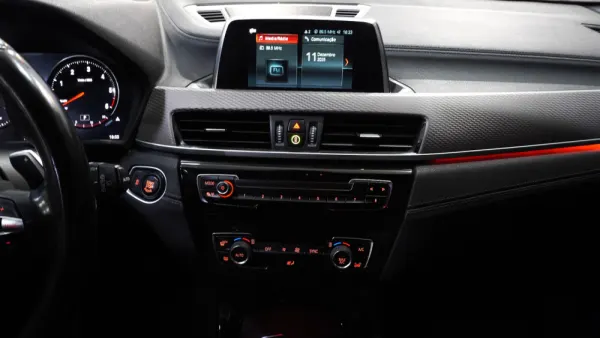 BMW X2 20 d xDrive Auto 34