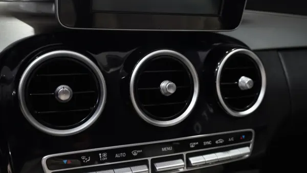 Mercedes-Benz C 200 BlueTEC Avantgarde 40