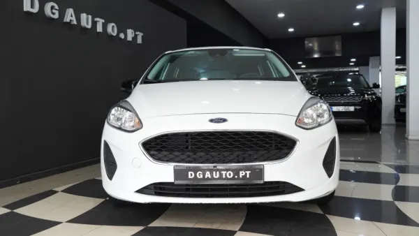 Ford Fiesta 1.1 Ti-VCT Business 2