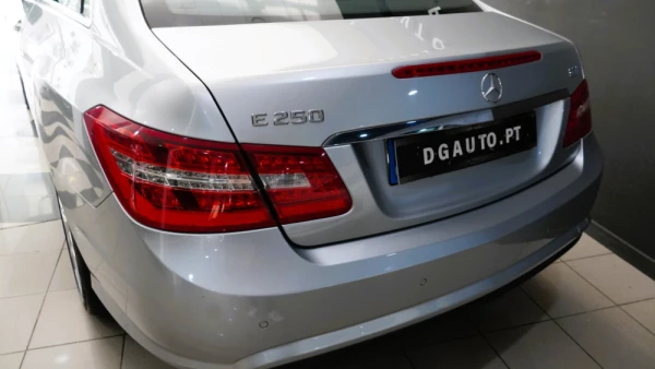 Mercedes-Benz E 250 CDI AMG 22