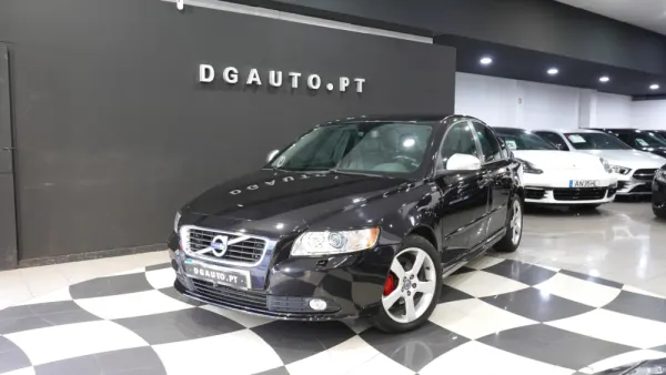 Volvo S40 1.6D R DESIGN 2