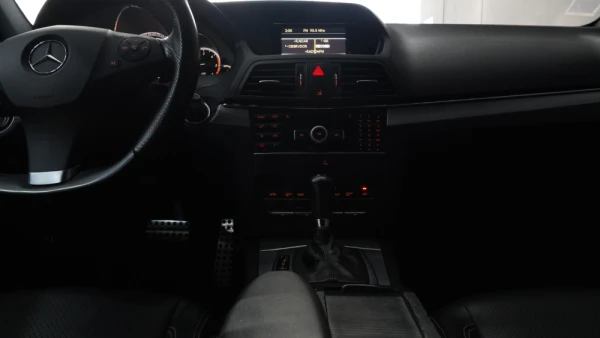 Mercedes-Benz E 250 CDI AMG 54