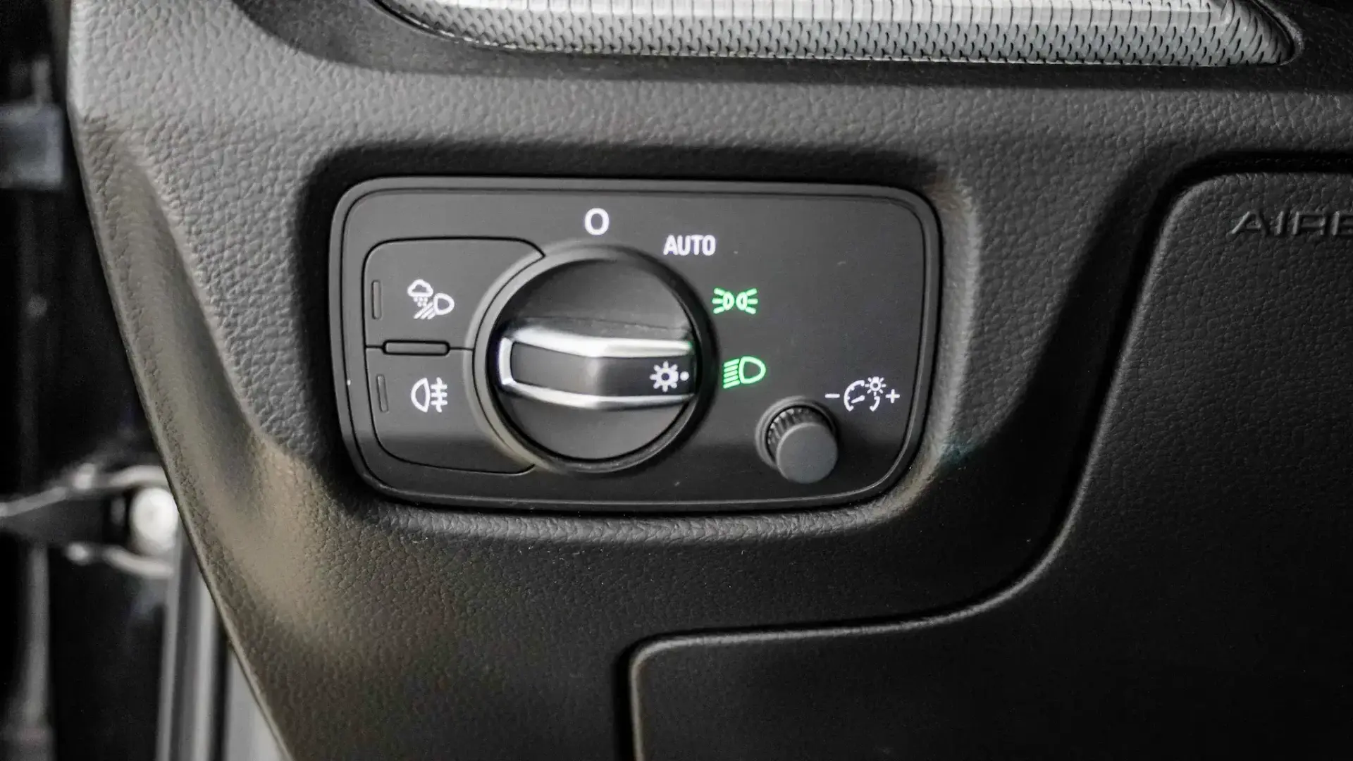 Audi A3 Limousine TDI LIMOUSINE S-LINE 14