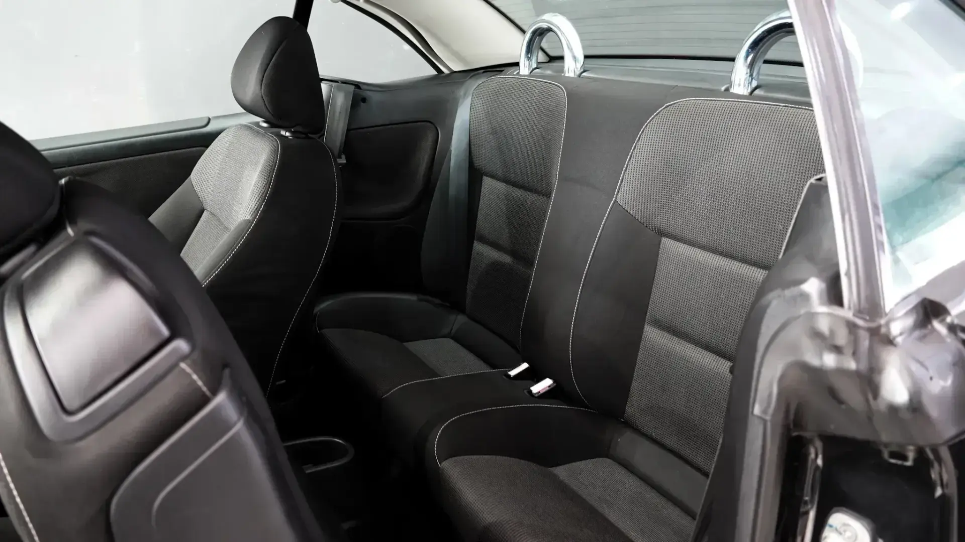 Peugeot 207 CC 1.6 VTi Active 16