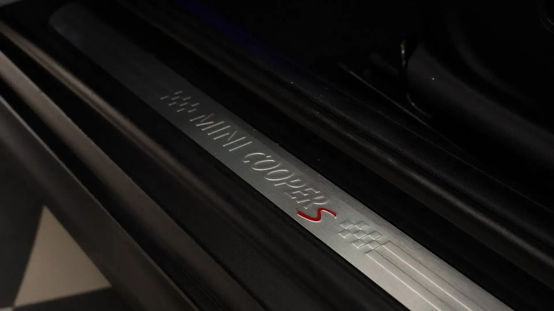 MINI 3 Portas Cooper SD Auto 14